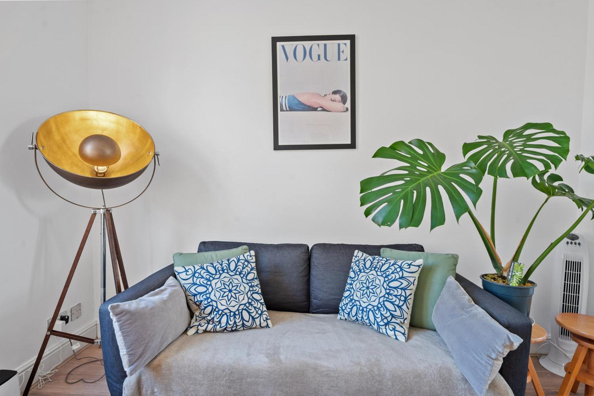 Апартаменти One-Bed Flat, Kensington, Bank Payment To The Host Within 24H From The Reservation Лондон Екстер'єр фото